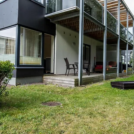 Padriku With A Balcony,near To Central,self Check In 24 7,free Parking Apartment Tallinn
