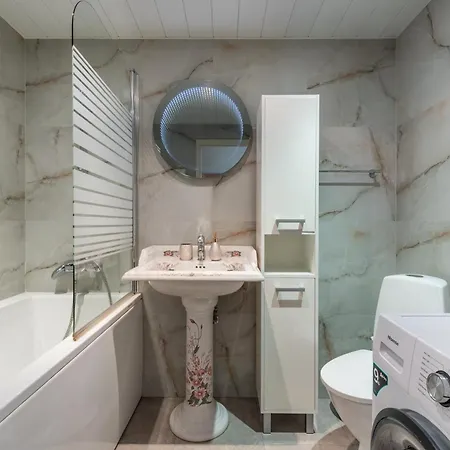 شقة Padriku With A Balcony,near To Central,self Check In 24 7,free Parking تالين