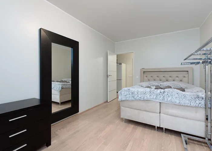 Padriku With A Balcony,near To Central,self Check In 24 7,free Parking Tallin