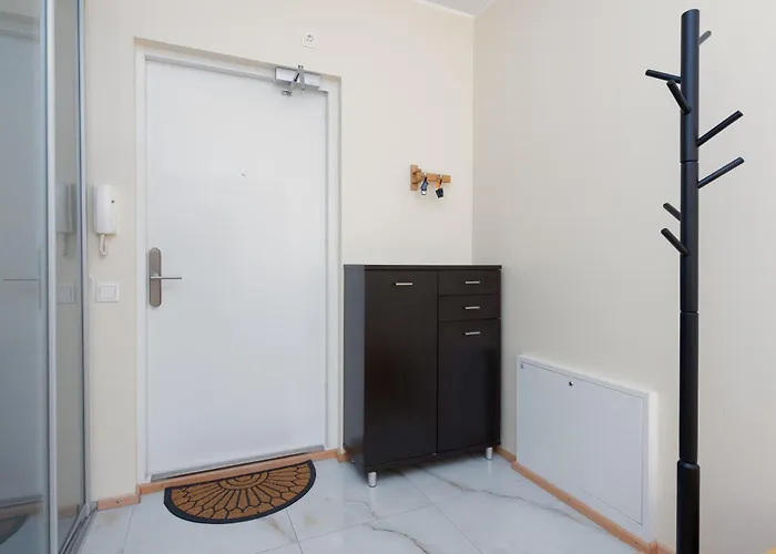 Apartament Padriku With A Balcony,near To Central,self Check In 24 7,free Parking