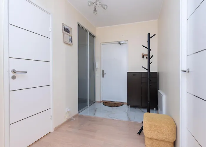 Padriku With A Balcony,near To Central,self Check In 24 7,free Parking Apartament Tallin